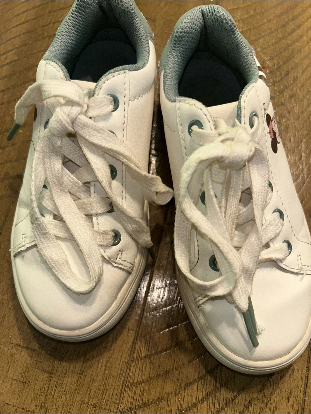 Kids Disney Mickey Mouse and Minnie Mouse sneakers size 11 toddler